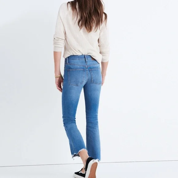 Madewell NWOT Cali Demi-Boot Jeans: Chewed-Hem Edition Size 26 - Picture 4 of 7